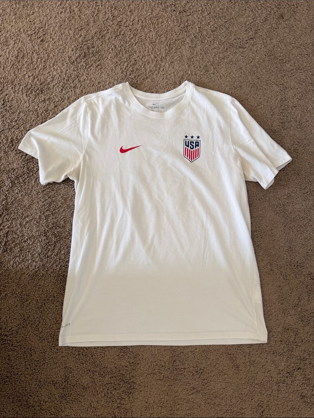 Nike Women’s soccer t shirt